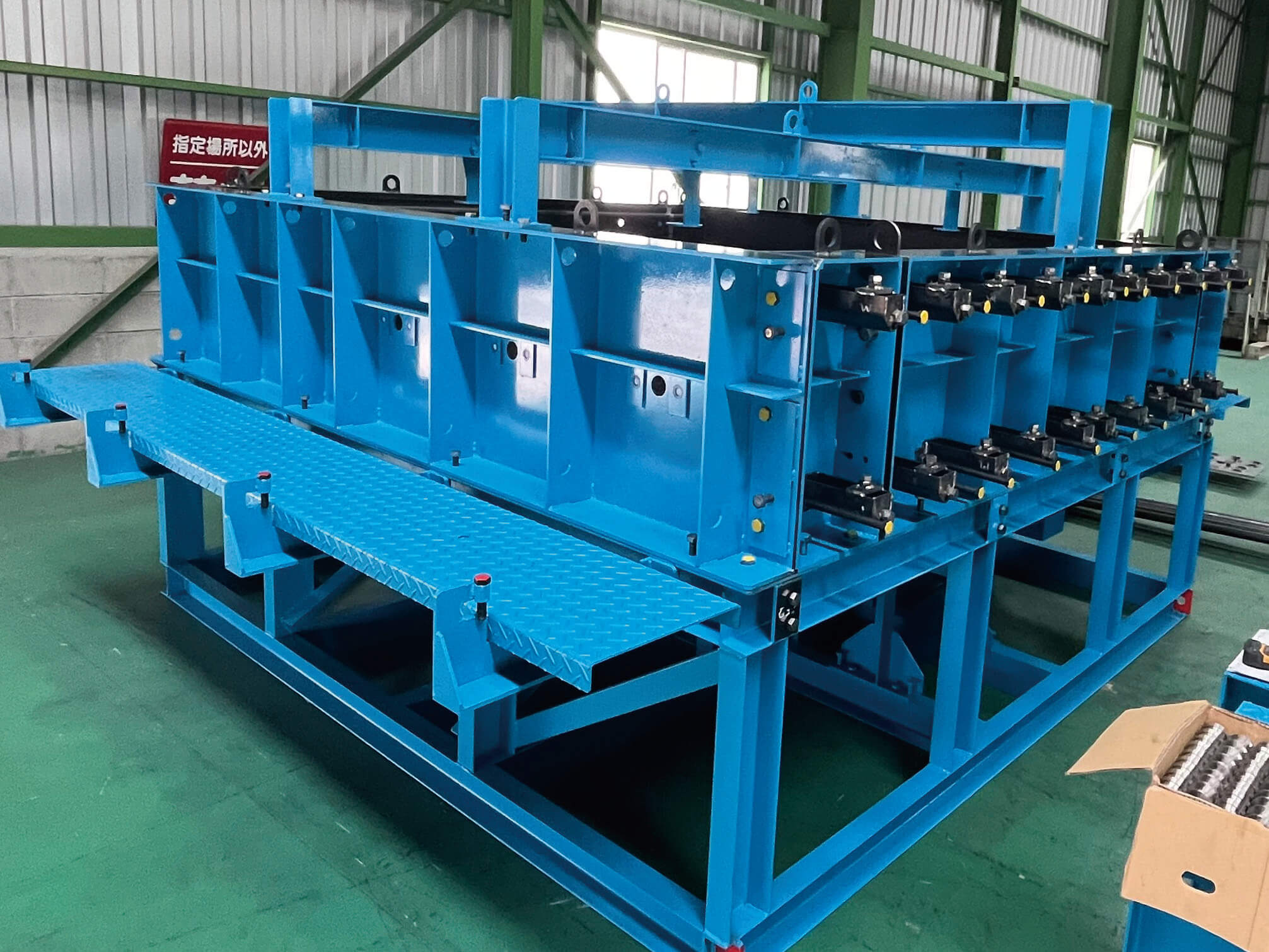 福岡工場-製造型枠02